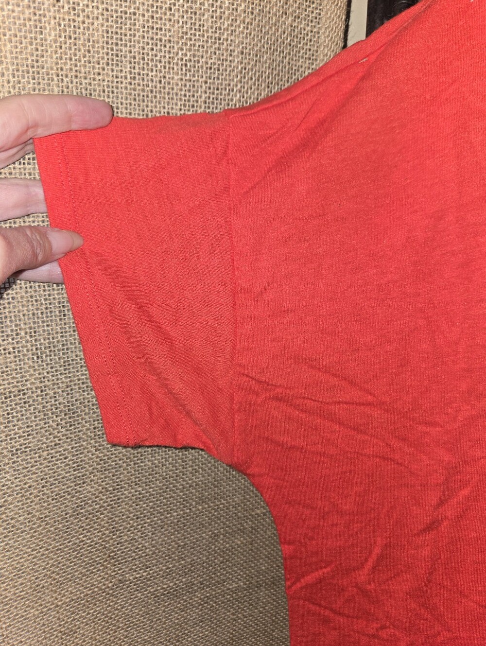 Women's Chicos Linen Blend Red With Gold Trim V Neck Short Sleeve Top Size 2 - Picture 3 of 9